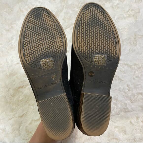 Lucky Brand Baley Perforated Ankle Booties Black Leather Size 9.5 Womens - Picture 9 of 11